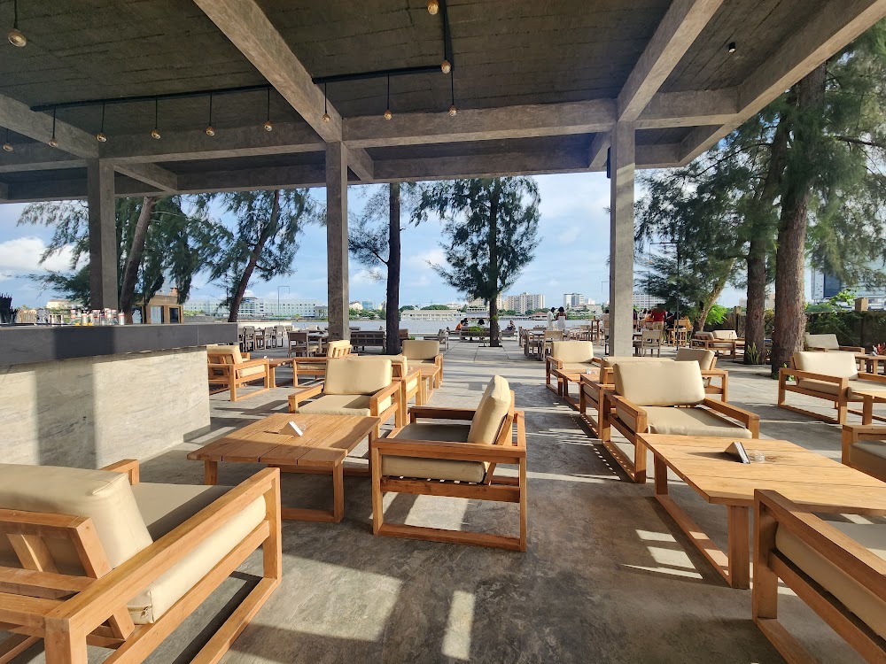 Mako Lagos - Menu, Prices, Reviews